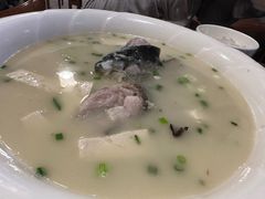 -将就吃农家特色土菜馆