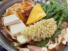 部队火锅-富乐满韩国正宗炸鸡韩国料理(虹泉路店)