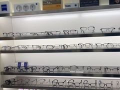 -视野联行眼镜·蔡司·尼康战略合作店(城西银泰店)