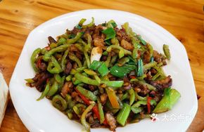 Shredded Pork with Bones