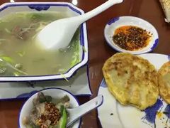 -老山记海城馅饼大酒店(振兴小区店)