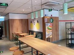 -麦当劳(玉桥中路店)