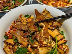 -费大厨辣椒炒肉(黄兴中心广场店)