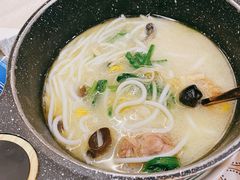 云南过桥米线-云海肴云南菜(正大广场店)