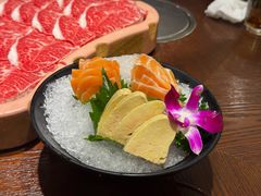 三文鱼-东海怡品海鲜豆捞(舟宿夜江店)