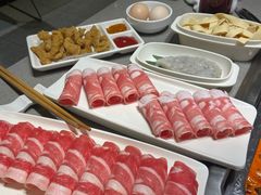 -海底捞火锅(曹安公路店)