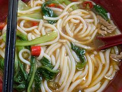 -牛八宝桂林米粉(八里庄店)