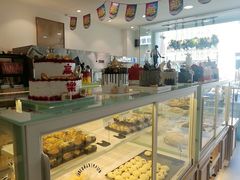 面包甜点陈列柜-执茶识麦(万达华府店)