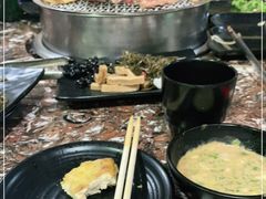 -啊美丽炭火烤肉(滑翔一店)