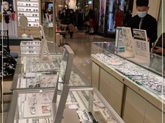 -宝岛眼镜(群光广场店)