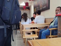 -塔斯汀中国汉堡(汽车站店)