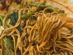 -叶伟胡辣壳面(两路口店)