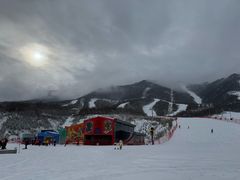 -鳌山滑雪度假区