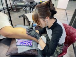 点击看大图 -龙之吻专业刺青·手工耳洞·纹身去色
