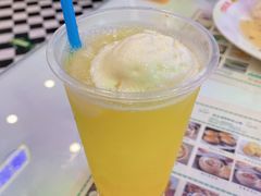 澳门第一菠萝冰-澳门陈光记烧味饭店(郎家园店)