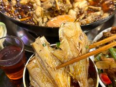 -鸿顺老铁锅美蛙鱼府(解放碑店)