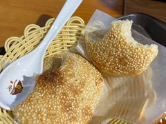 -刘记羊汤·烧饼夹肘子