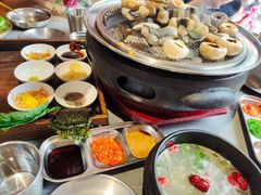 -围炉肉舍•炭烤活鳗•丹东海鲜烤肉(步行街店)