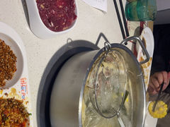 -浪里寻·臻牛养生牛肉火锅(方圆荟店)