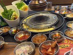 -GOGIYA·咕叽吖韩国传统烤肉店(东方新天地店)