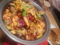 -龙少爷碳火干锅(环球中心店)