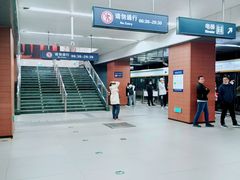 -白石桥南(地铁站)