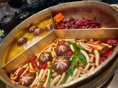 -湊湊火锅·茶憩(打浦桥日月光店)