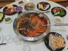 -尚品海鲜肥牛自助火锅(湖明店)