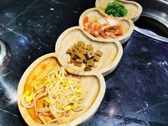 餐前小菜-鹤江桥·红油牛肉粉(SKP店)