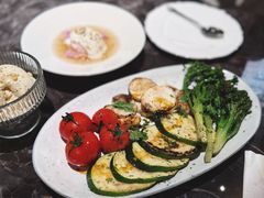 -LESCEDARS Brasserie Bistro香柏树