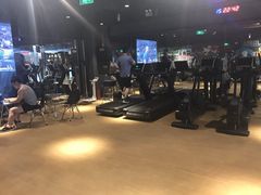 -VLines耀能运动24小时·月付制健身(京广桥店)
