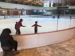 -陈露国际冰上中心(天津嘉里汇店)