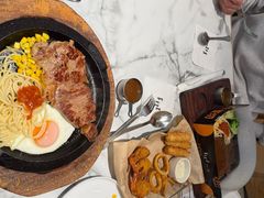 -菲滋意式餐厅(富阳东方茂店)