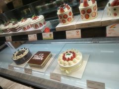 -罗森尼娜(德思勤店)