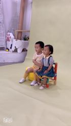 点击看大图 -大树儿童摄影