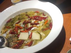-鱼亨小鲜酸菜鱼(大信店)