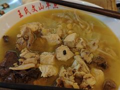 -文山荷鲜居(翠湖店)