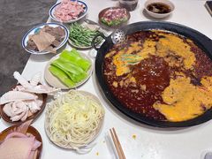 -岗上渣渣老火锅(两路口店)