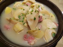 咸笃鲜-新白鹿餐厅(金鹰新街口店)