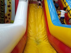 -蒙特利亲子乐园