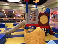 -蓝旗亲子游泳(范湖万达广场店)