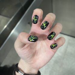 -171 Naillife