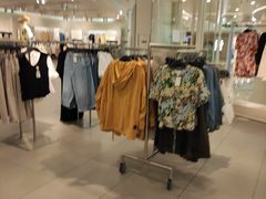 -H&M(华润万象城店)