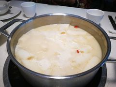 竹荪猪肚鸡锅底-煲王粤菜餐厅(中侨中心店)