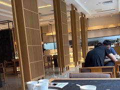 -鱼鲜饭香·招牌汽锅剁椒鱼头王