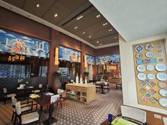 -香格里拉鱼跃地中海西餐厅·牛排披萨