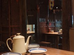 -泥糊破店小酒馆·团建聚餐(南京西路店)