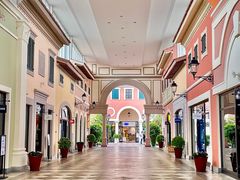 -佛罗伦萨小镇广佛名品奥特莱斯(疏港路店)