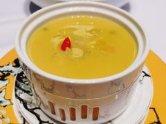 鲍汁鱼唇汤-俏江南·花园戏曲餐厅(881店)