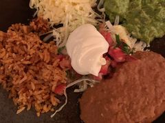 -Pistolera Mexican Cantina女枪手墨西哥餐厅(碧云路店)